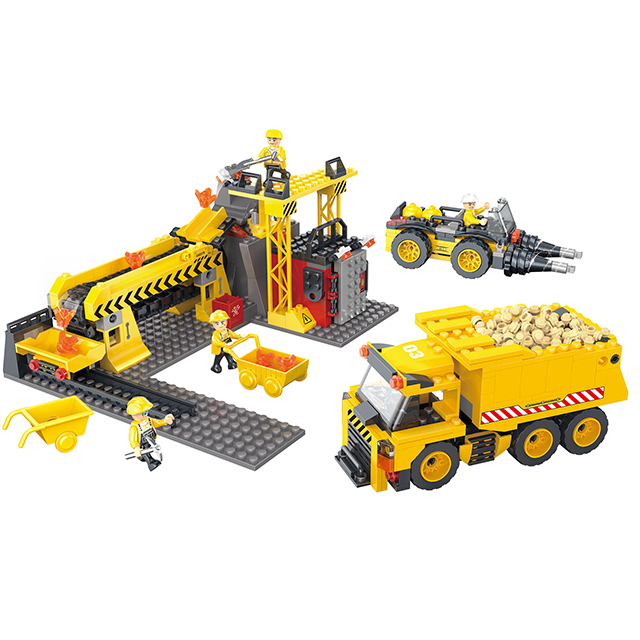 Juego de Vehículos de Construcción Armable 604pzs 6a+
