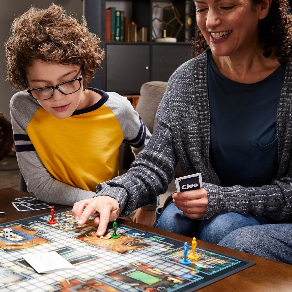 Hasbro Games - Juego de Mesa Clue Clásico Juego del Misterio 8a+