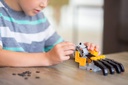 KidzRobotix Mano de Robot Motorizada 8a+