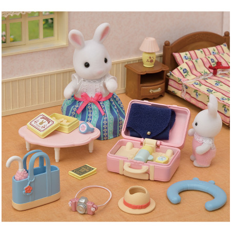 Familias Sylvanian Set de Viaje de Fin de Semana Madre Conejo Nieve 3a+