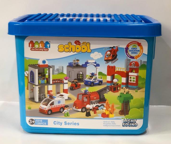 Balde con Bloques de Construcción City Series 126pzs 3a+